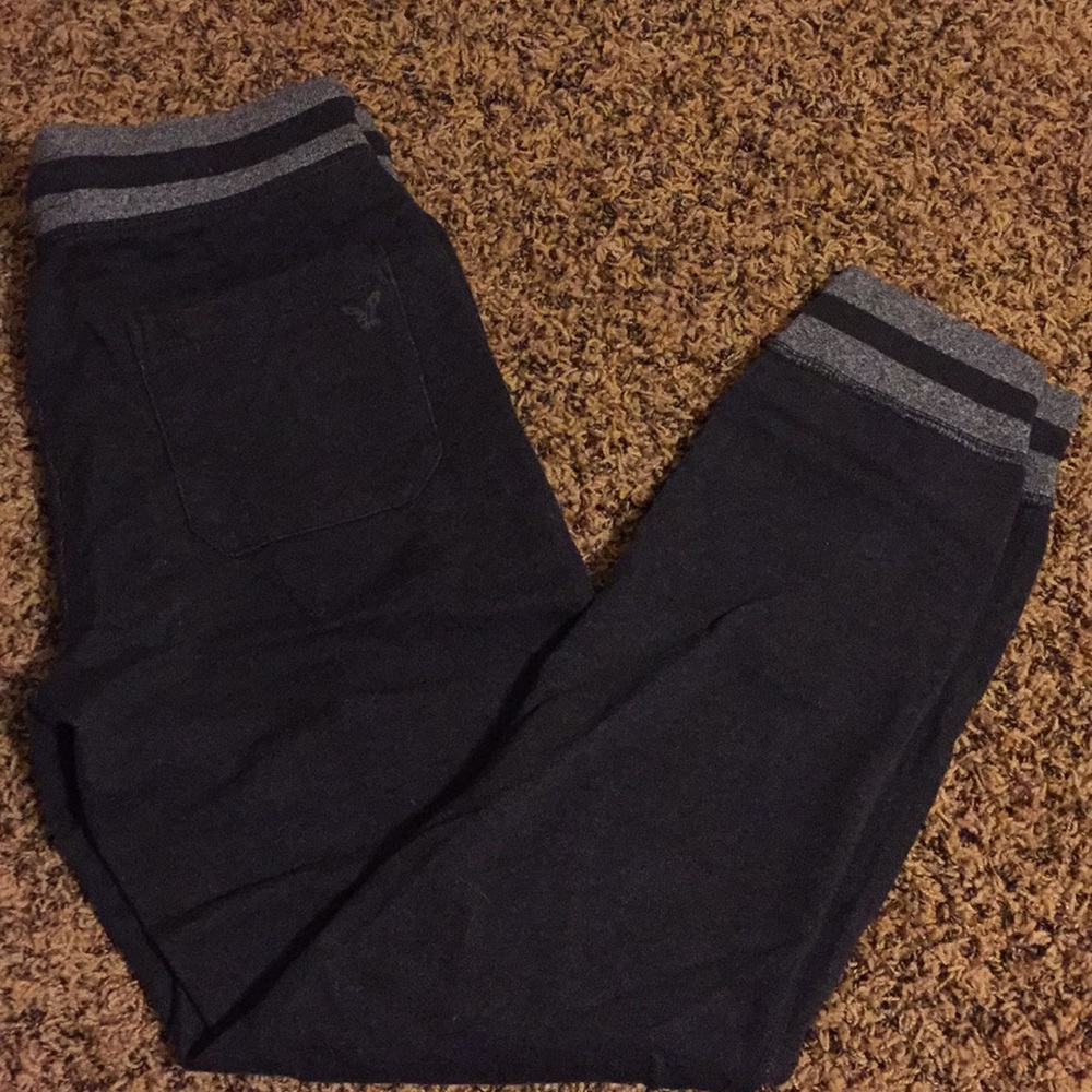 Black American Eagle Joggers